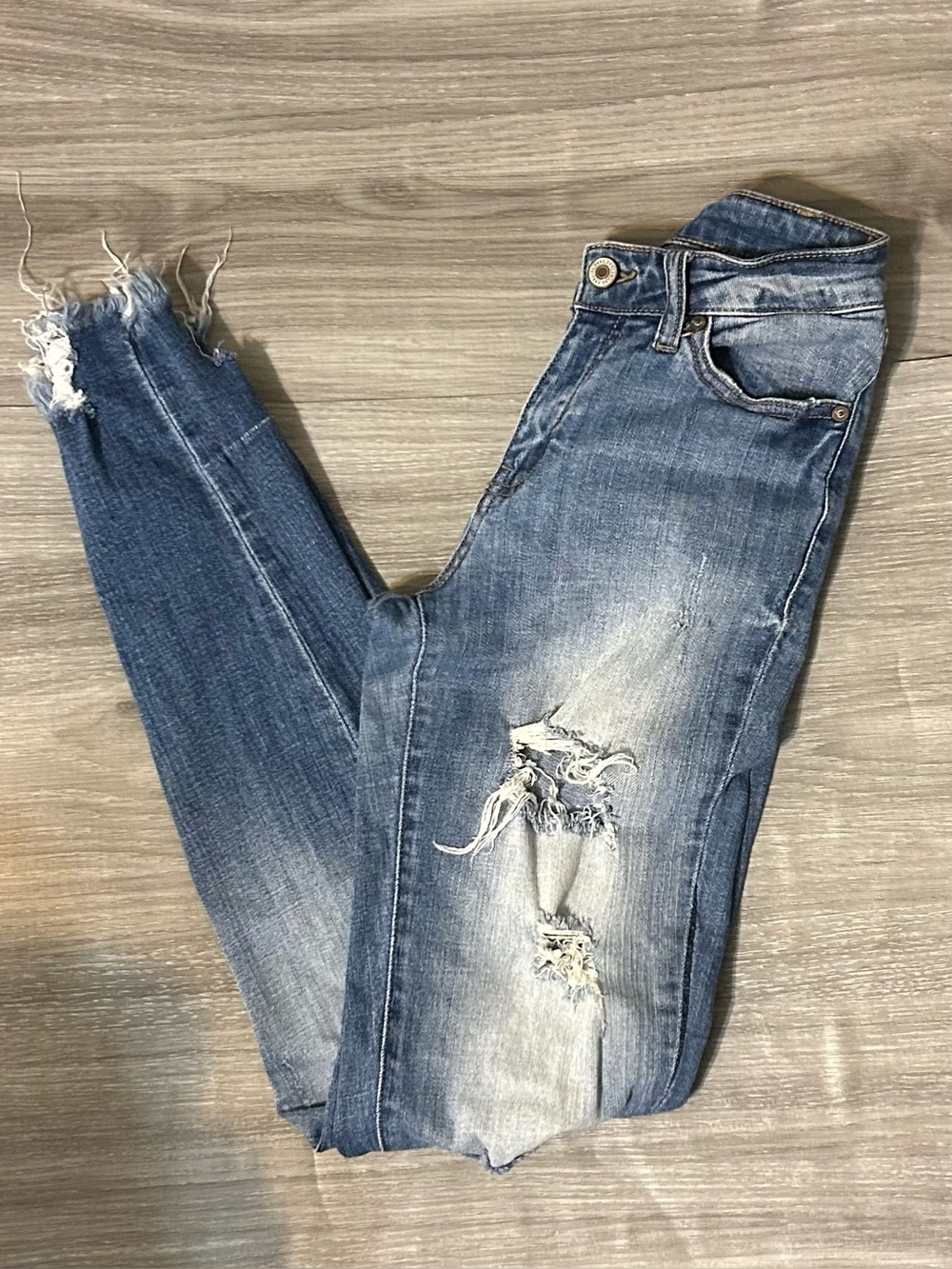 KanCan Women's Distressed Blue Skinny Jeans Midrise 7/27